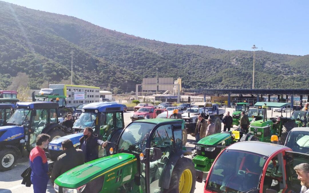 ΚΚΕ: «Περσινά ξινά σταφύλια» οι «εξαγγελίες» του πρωθυπουργού για τους αγρότες