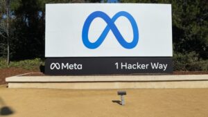 Πρόστιμο «μαμούθ» από την ΕΕ σε Apple και Μeta