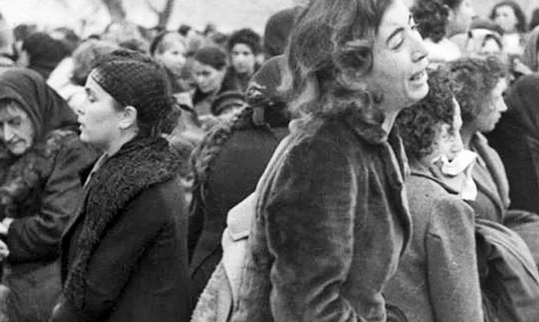 «Η κοπέλα που κλαίει» : Η συγκλονιστική ιστορία μιας φωτογραφίας από την εξόντωση των Εβραίων των Ιωαννίνων…