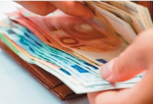 Επίδομα παιδιού: Στις 30 Ιουλίου η πίστωση της τρίτης δόσης