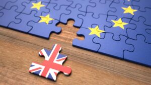 Brexit: Σχεδόν ένας στους δύο Βρετανούς θέλει επιστροφή στην Ευρωπαϊκή Ένωση