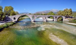 Η Άρτα γίνεται προορισμός των σχολικών εκδρομών