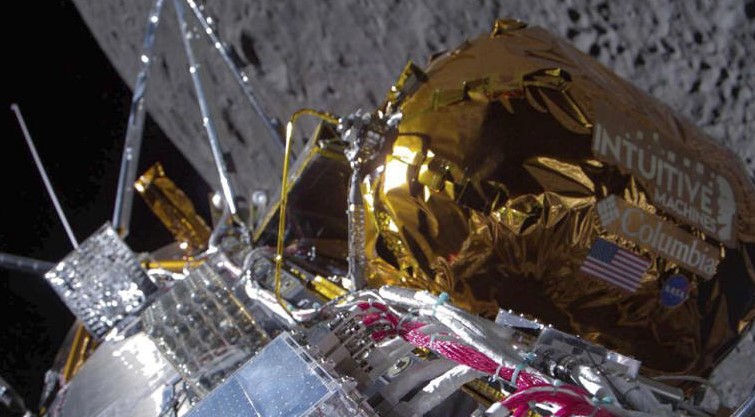 Προσεληνώθηκε το διαστημόπλοιο “Οδυσσέας” στη Σελήνη
