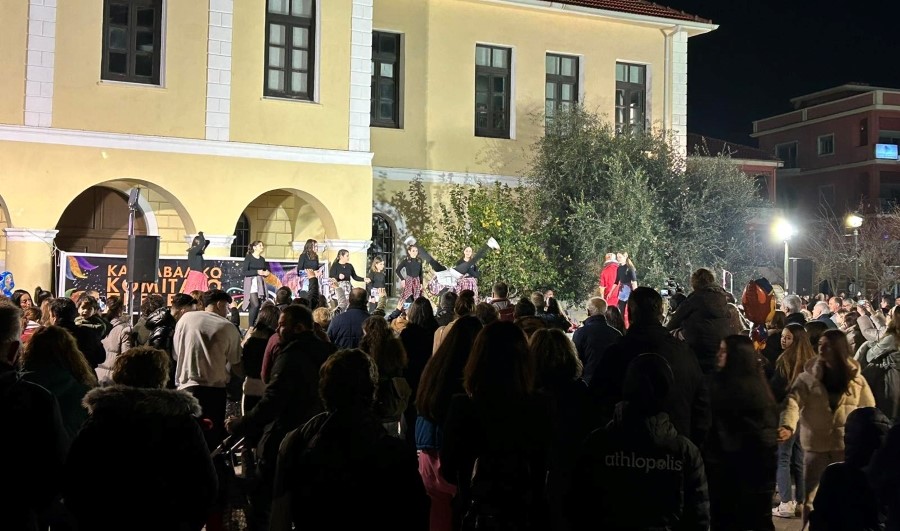 Το epirusgate.gr στην καρδιά των εκδηλώσεων της επίσημης τελετής έναρξης του καρναβαλιού στην Πρέβεζα. Φωτογραφίες- Βίντεο