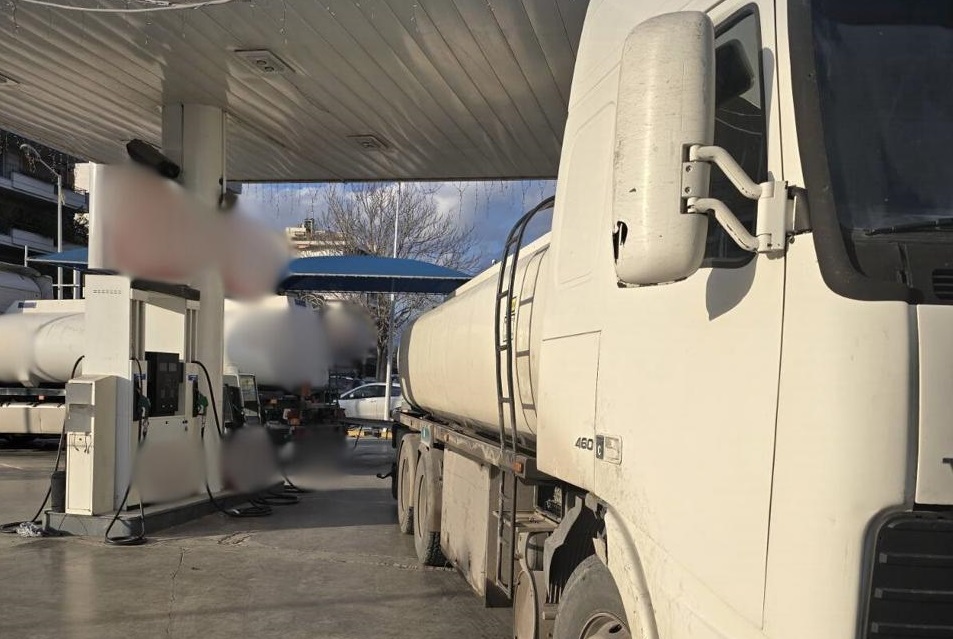 «Λουκέτο» σε πρατήριο καυσίμων για 2 χρόνια για παράνομη δεξαμενή με νοθευμένα καύσιμα