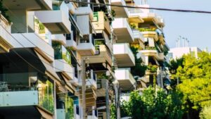 Ακίνητα: Οδηγός για μετατροπή καταστημάτων σε κατοικίες – Τι επιτρέπεται και τι όχι