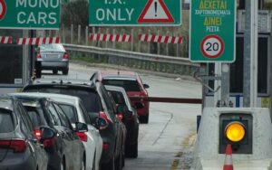 Νέες αυξήσεις στα διόδια – Οι τιμές διέλευσης των μεγάλων οδικών αξόνων (βίντεο)