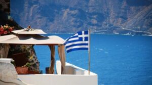Πόσο έτοιμος είναι ο ελληνικός τουρισμός για την κλιματική κρίση; Ειδικοί κρούουν τον κώδωνα