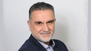 Επίσκεψη Τσίμαρη στο Μέτσοβο: “Καμπανάκια” για Υγεία, Παιδεία και Τοπική Αυτοδιοίκηση
