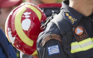 Τραυματισμός ορειβάτη στο μονοπάτι προς το Καταφύγιο της Αστράκας – Επιχείρηση της ΕΜΑΚ