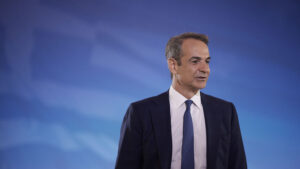 Πυρά από την αντιπολίτευση για την επίσκεψη του Κυριάκου Μητσοτάκη στο υπουργείο Αγροτικής Ανάπτυξης