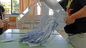 Δημοσκόπηση Pulse: Ανατροπές στο πολιτικό σκηνικό με την ΕΛΑΣ στη δεύτερη θέση (video)