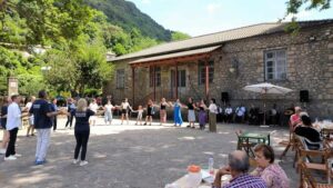 “Ζιαφέτι” στο Γρεβενιτι από τον Πολιτιστικό Σύνδεσμο Ζαγορισίων