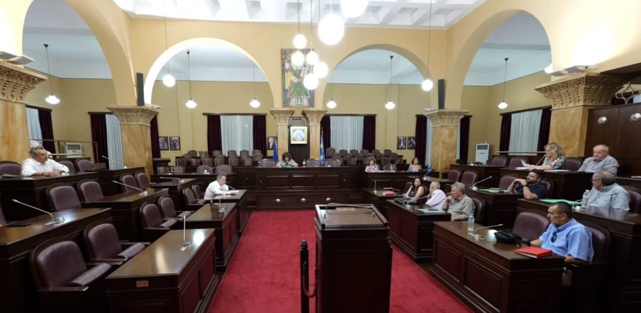 Πολιτισμός και κοινωνική πολιτική: Η ενσωμάτωση στο Δήμο δημιουργεί προβλήματα