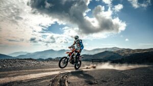 Η δεύτερη ημέρα του Greece Rally 2024 ξεκίνησε από το Χιονοδρομικό Κέντρο Ανήλιου