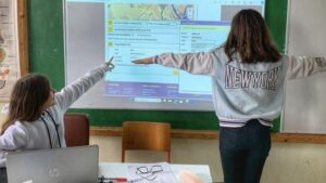 Οι μαθητές του Γυμνασίου Λογγάδων φωτογραφίζουν τη Γη από το Διάστημα!