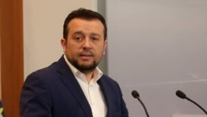 Ν. Παππάς: Η κυβέρνηση δεν εφαρμόζει την ευρωπαϊκή Οδηγία για τον ΦΠΑ