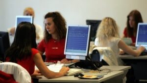 Χρέη προς το Δημόσιο: Τι ισχύει και τι αλλάζει στις ποινικές διώξεις