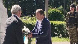 Οι Ροταριανοί κατέθεσαν στεφάνι για τους Ευεργέτες