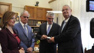 Αλέκος Καχριμάνης: Φάρος μνήμης η σημερινή ημέρα – Το μήνυμα του Περιφερειάρχη Ηπείρου