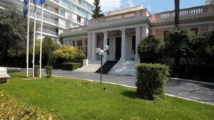 Ανακοινώνεται στις 11.00 η νέα σύνθεση της κυβέρνησης