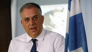 Τ. Θεοδωρικάκος: Προστατεύουμε τους καταναλωτές, προωθούμε αληθινές προσφορές – Από 17 Μαρτίου αυστηροί έλεγχοι (βίντεο)
