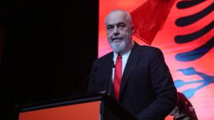 «Μουσουλμανικό μικροκράτος στα πρότυπα του Βατικανού», ετοιμάζει ο Ράμα στα Τίρανα
