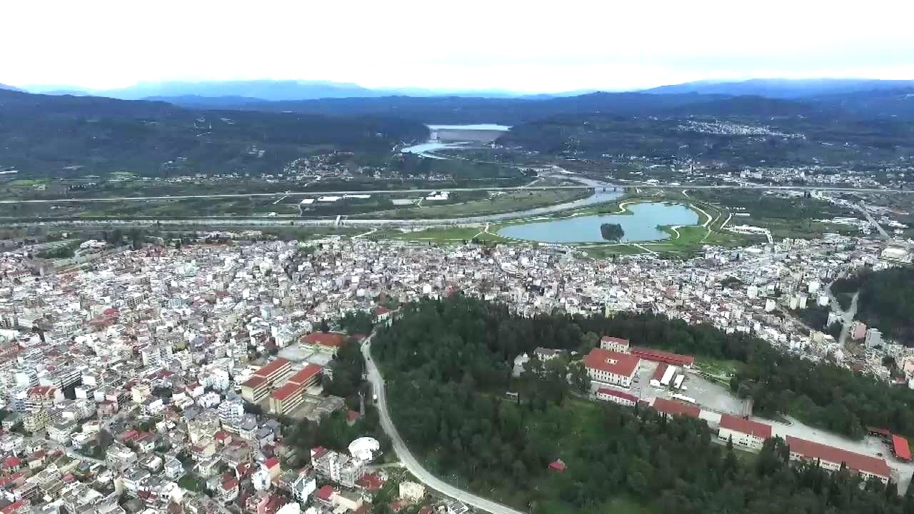 Αντιδράσεις για την Ονοματοδοσία Δρόμου στην Άρτα: Η Παράταξη “Αρτινών Συνεργασία” Κατηγορεί τη Δημοτική Αρχή για Παράλειψη