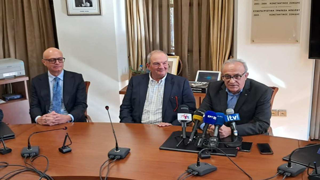 Η επίσκεψη του Κ. Καραμανλή στη Συνεταιριστική Τράπεζα Ηπείρου