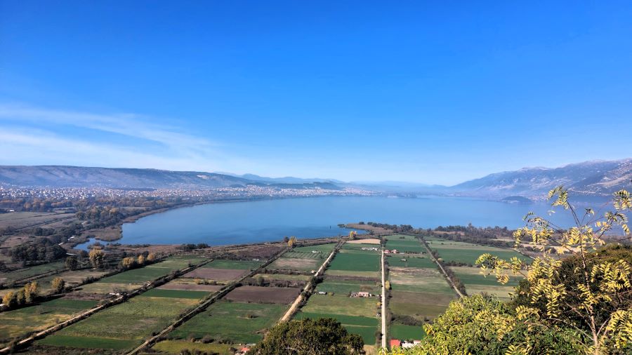 Η Παμβώτιδα σε κίνδυνο – Ερώτηση της Μ. Τζούφη για την επαναχάραξη των ορίων της λίμνης