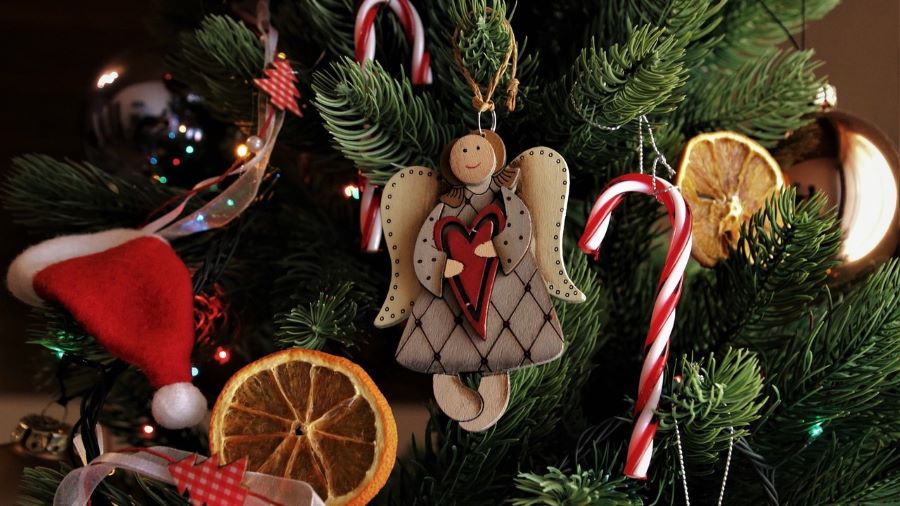 Πρωτοχρονιά στον κόσμο: Τα πιο περίεργα έθιμα για καλή τύχη