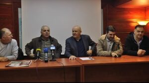 Κλιμακώνεται ο αγώνας για τα “δώρα” – Ευρύ κάλεσμα για την εκδήλωση της ΑΔΕΔΥ στα Ιωάννινα, τη Δευτέρα