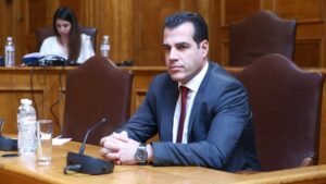 Ο Θάνος Πλεύρης στη θέση του Μάκη Βορίδη στο υπουργείο Μετανάστευσης και Ασύλου