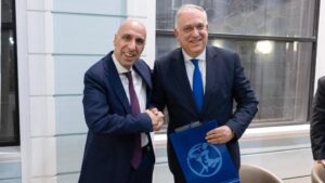 Τ. Θεοδωρικάκος: Ενισχύουμε και εκσυγχρονίζουμε τον θεσμό των επιμελητηρίων και τη συνεργασία τους με το υπουργείο Ανάπτυξης