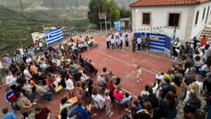 Με φωτογραφία Ελληνικού Σχολείου της Χιμάρας ο Φ.Μπελέρης για την Παγκόσμια ημέρα Ελληνικής γλώσσας