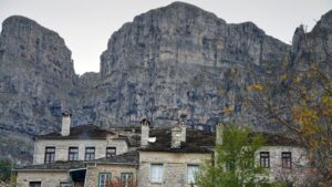 Οι δύο πεζοπόροι που χάθηκαν στην πορεία Αστράκα – Πάπιγκο έφτασαν στο Μικρό Πάπιγκο σώοι