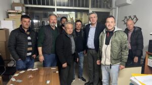 Αρτινών Συνεργασία-Επίσκεψη στον ΤΟΕΒ Αράχθου: Στο επίκεντρο τα θέματα άρδευσης και στήριξης των παραγωγών