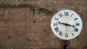 Αλλαγή ώρας 2025: Πότε αλλάζει σε θερινή