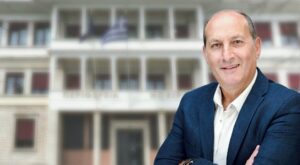 Επίθεση Ζούμπα στη Δήμαρχο Μετσόβου για την ανεμογεννήτρια στην “Τσούμα”