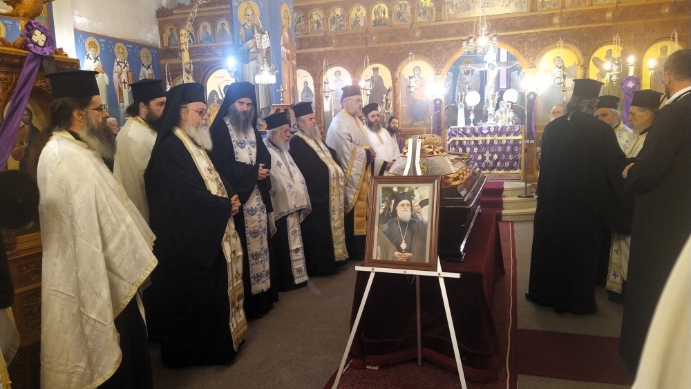 Κλήρος και λαός αποχαιρέτησαν τον Ιεράρχη της Κόνιτσας, αλησμόνητο Ανδρέα