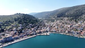 Αμφιλοχία: Βαρκαρόλα στα νερά του Αμβρακικού
