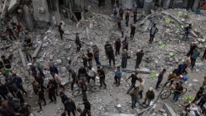 Τουλάχιστον 120 νεκροί σε νέους βομβαρδισμούς του Ισραήλ στη Γάζα