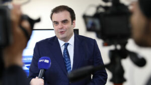 Eurogroup: Εγκρίνεται η ρήτρα διαφυγής για Ελλάδα, έρχεται το πακέτο ΔΕΘ