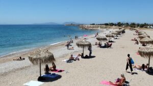 «Πληγή» για τουρισμό και εστίαση οι κενές θέσεις