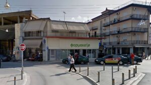 Πιάτσα ταξί στην οδό Κοραή – Περασμένα μεγαλεία…