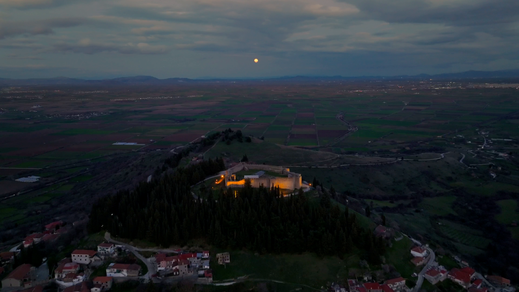 Πώς η ανάπτυξη του οινοτουρισμού μπορεί να δημιουργήσει ένα νέο τουριστικό προφίλ σε μια περιοχή
