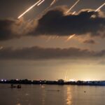 Επίθεση του Ιράν στο Κουβέιτ: Χτυπήθηκε αμερικανική βάση – Εκρήξεις και θρίλερ στα Στενά του Ορμούζ
