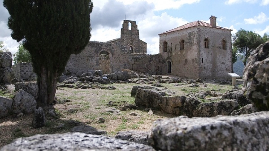 Από ψηλά, η Λωρίδα της Γάζας φαίνεται μια περιοχή βυθισμένη στο σκοτάδι