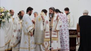 Στον υπό ανέγερση ναό του Αγίου Προκοπίου στα Τίρανα ιερούργησε ο Αρχιεπίσκοπος Αλβανίας Ιωάννης