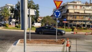 Περιφέρεια Ηπείρου: Κόντρα για τους κυκλικούς κόμβους της Άρτας – Τι απαντούν τέσσερις σύμβουλοι της πλειοψηφίας